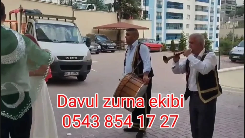 Düğün İçin Davul Zurna Kiralama İstanbul 2 Ümraniye’de Düğün Salonu Girişi Davul Zurna Karşılama